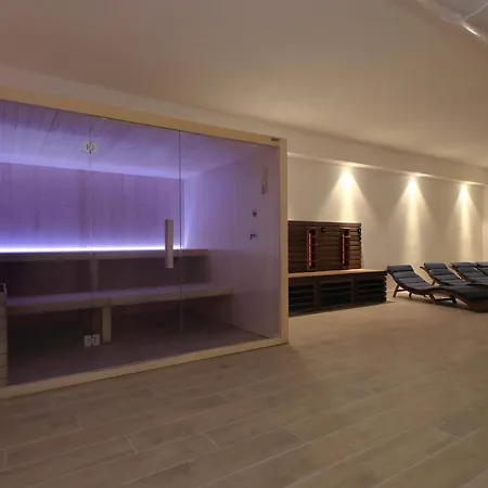 Hills Aparthotel Siena