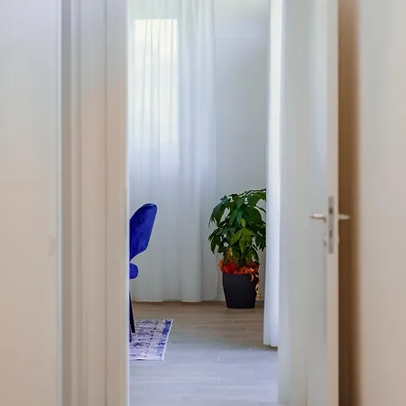 Hills Aparthotel