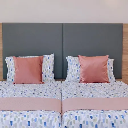 Hills Apart Otel Siena